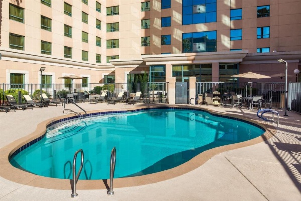 Residence Inn by Marriott Las Vegas Hughes Center image 23